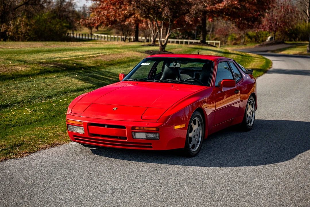 1989 Porsche 944 Turbo - Image 15 of 31
