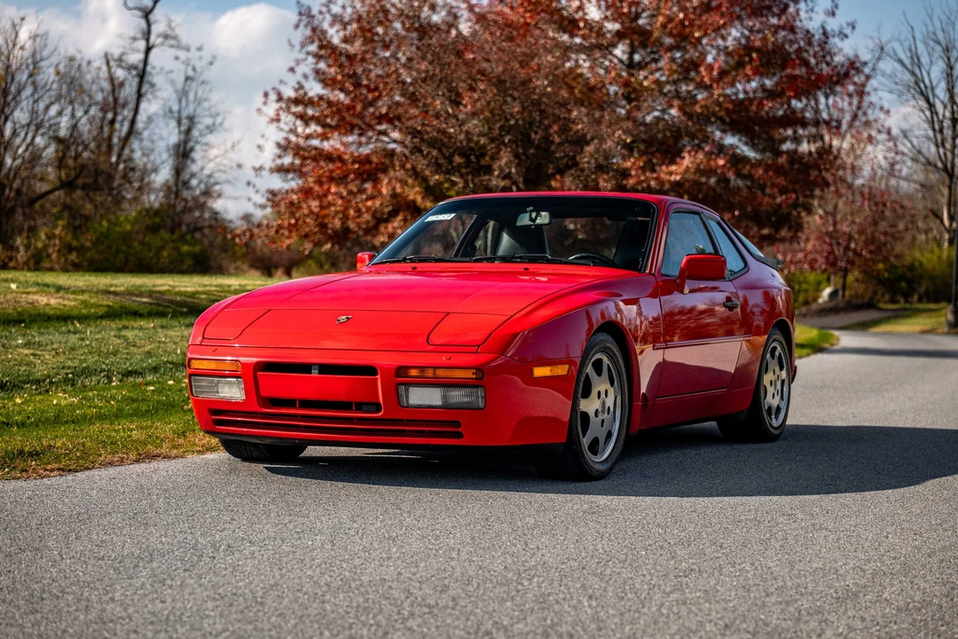 1989 Porsche 944 Turbo - Image 14 of 31