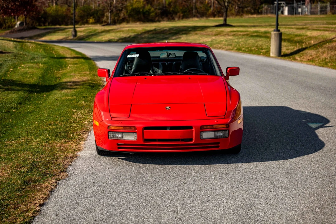 1989 Porsche 944 Turbo - Image 12 of 31