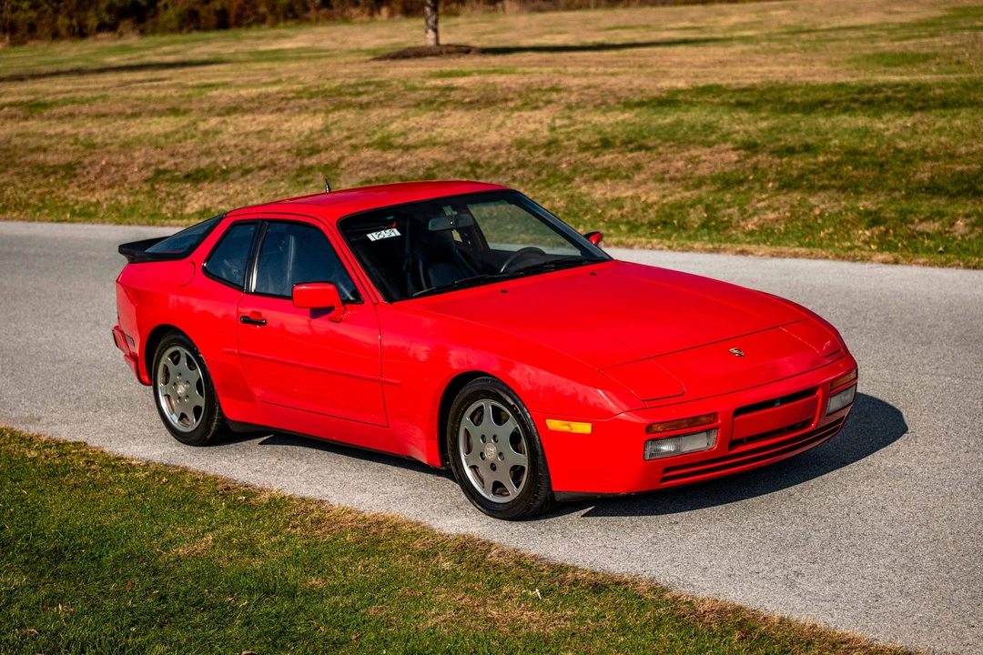 1989 Porsche 944 Turbo - Image 5 of 31
