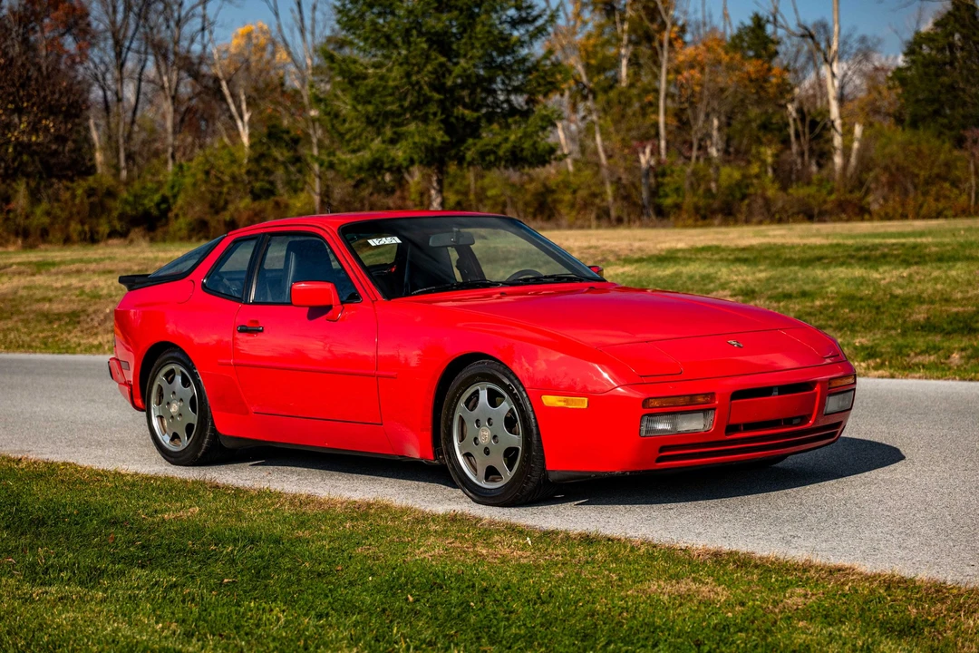 1989 Porsche 944 Turbo - Image 4 of 31