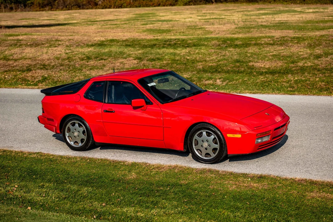 1989 Porsche 944 Turbo - Image 3 of 31