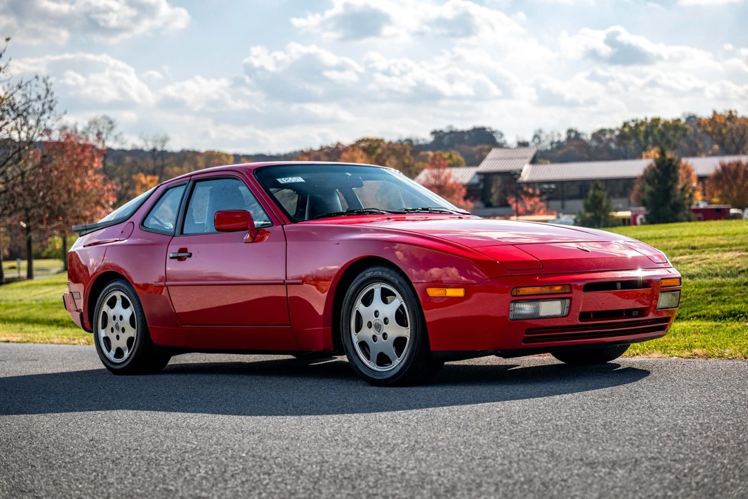 1989 Porsche 944 Turbo - Image 6 of 31