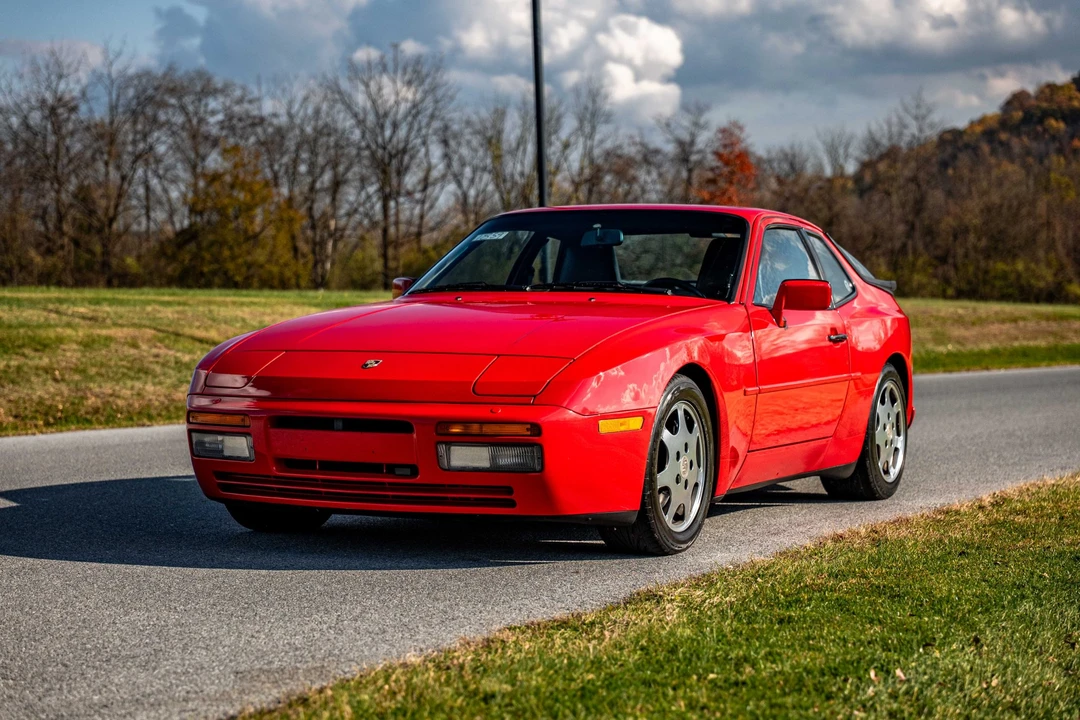 1989 Porsche 944 Turbo - Image 17 of 31