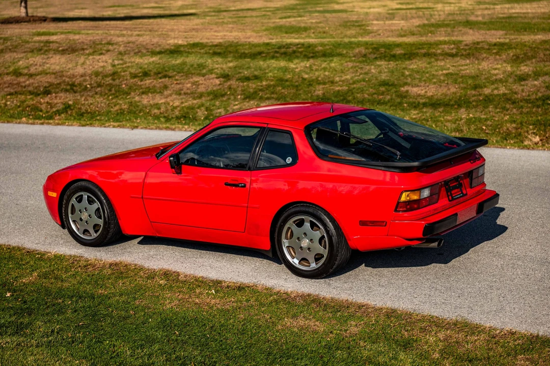 1989 Porsche 944 Turbo - Image 24 of 31