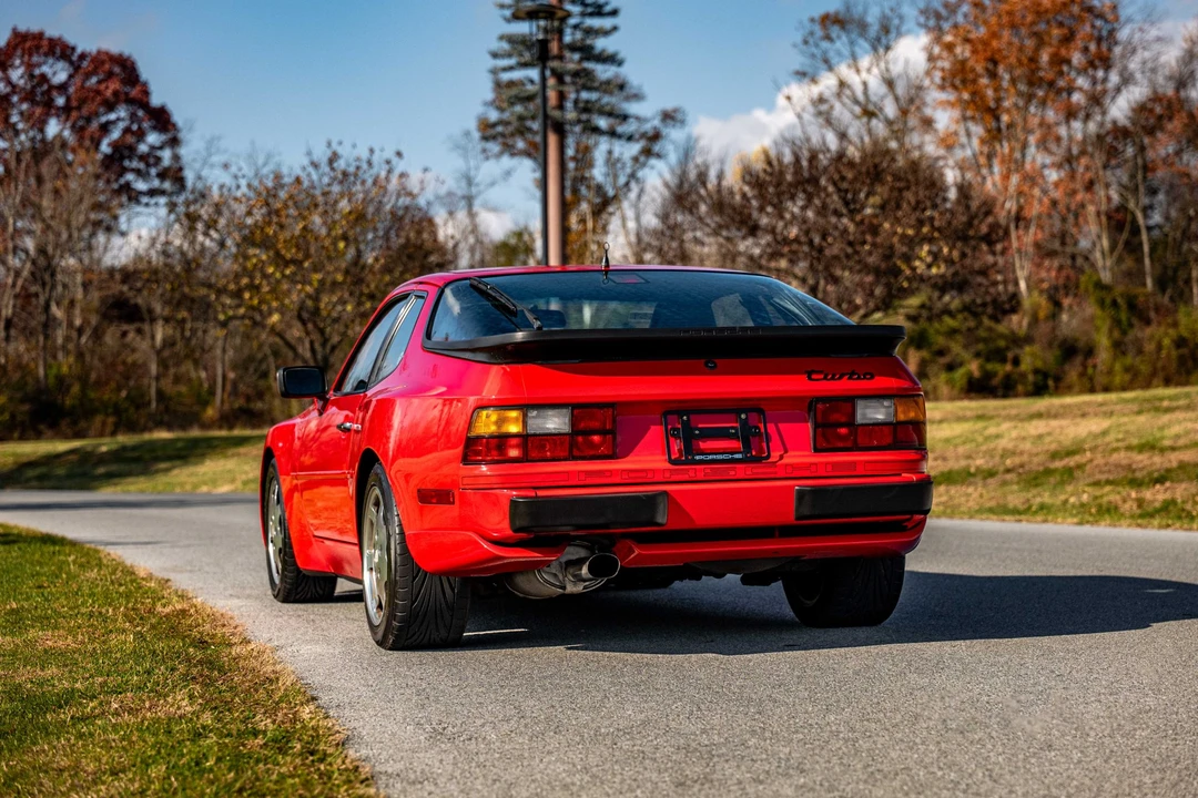 1989 Porsche 944 Turbo - Image 27 of 31