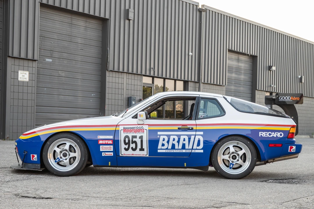 1989 Porsche 944 Turbo - Image 3 of 31