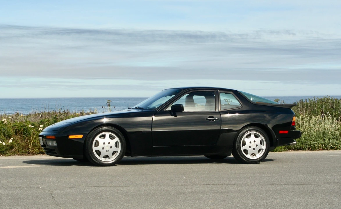 1989 Porsche 944 Turbo - Image 7 of 31
