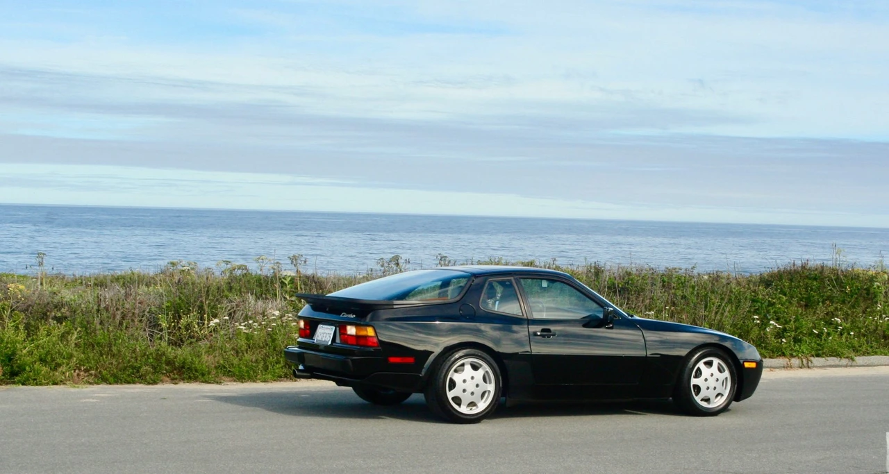 1989 Porsche 944 Turbo - Image 24 of 31