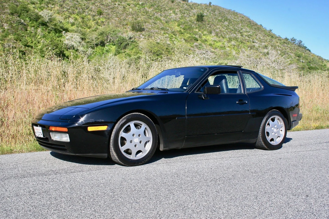 1989 Porsche 944 Turbo - Image 6 of 31