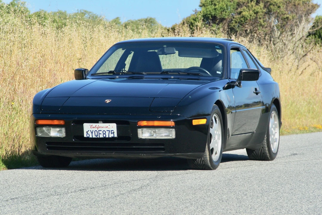 1989 Porsche 944 Turbo - Image 2 of 31
