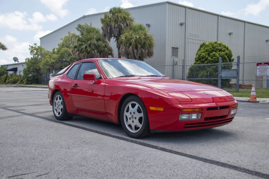 1989 Porsche 944 Turbo - Image 25 of 31