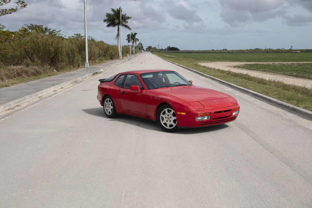 1989 Porsche 944 Turbo - Image 21 of 31