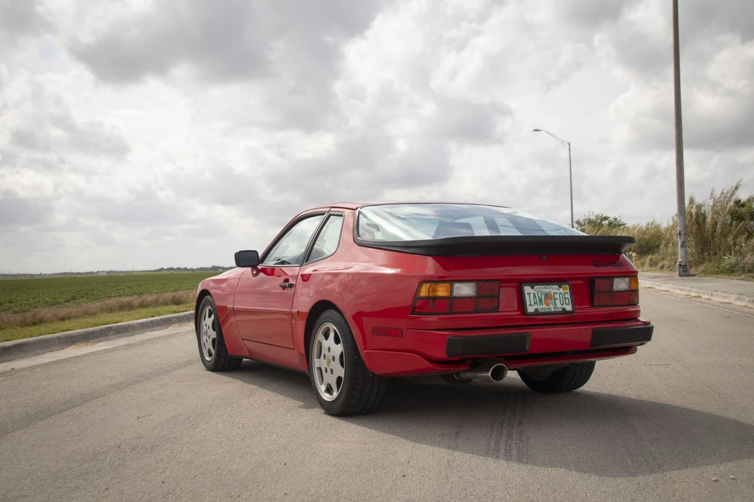 1989 Porsche 944 Turbo - Image 25 of 31