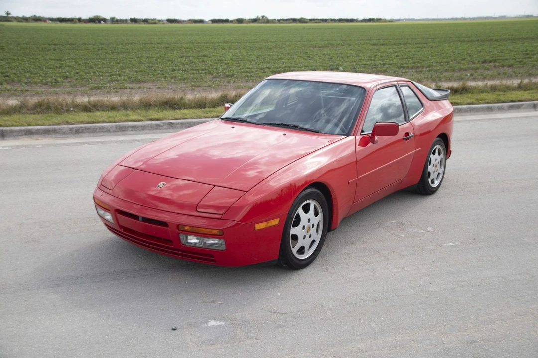 1989 Porsche 944 Turbo - Image 2 of 31
