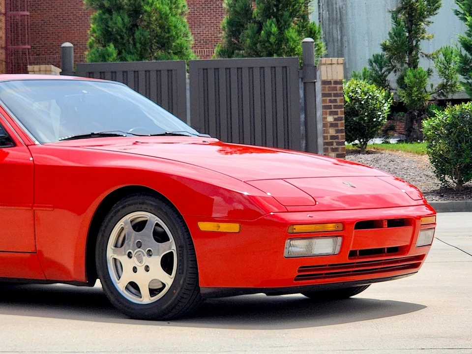 1989 Porsche 944 Turbo - Image 20 of 31
