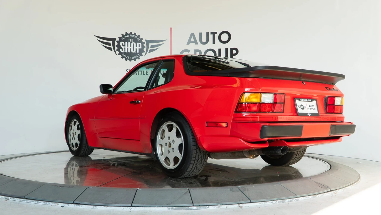 1989 Porsche 944 Turbo - Image 12 of 31