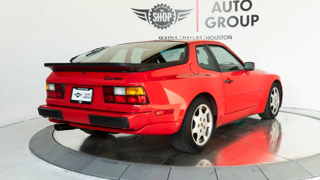 1989 Porsche 944 Turbo - Image 8 of 31