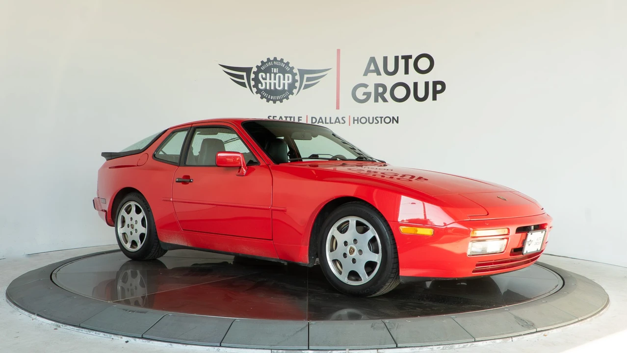 1989 Porsche 944 Turbo - Image 6 of 31