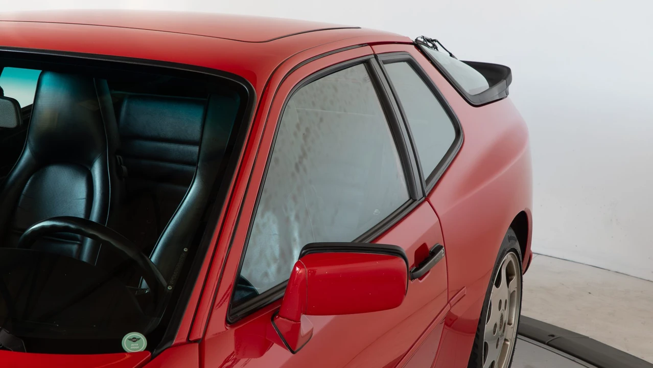 1989 Porsche 944 Turbo - Image 16 of 31