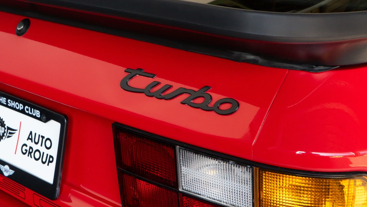 1989 Porsche 944 Turbo - Image 26 of 31