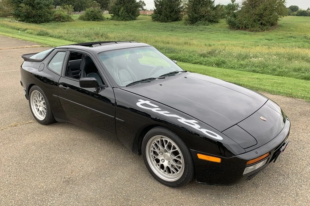 1989 Porsche 944 Turbo - Image 1 of 31