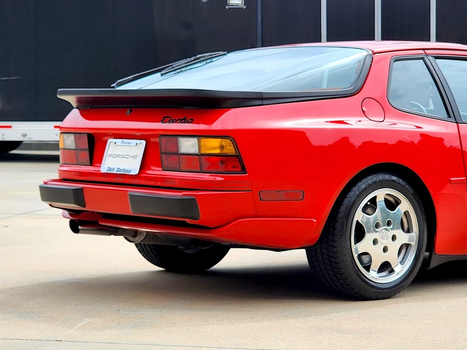 1989 Porsche 944 Turbo - Image 18 of 31