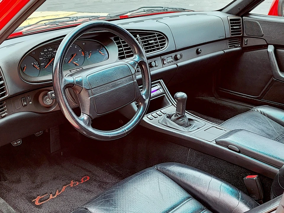 1989 Porsche 944 Turbo - Image 5 of 31
