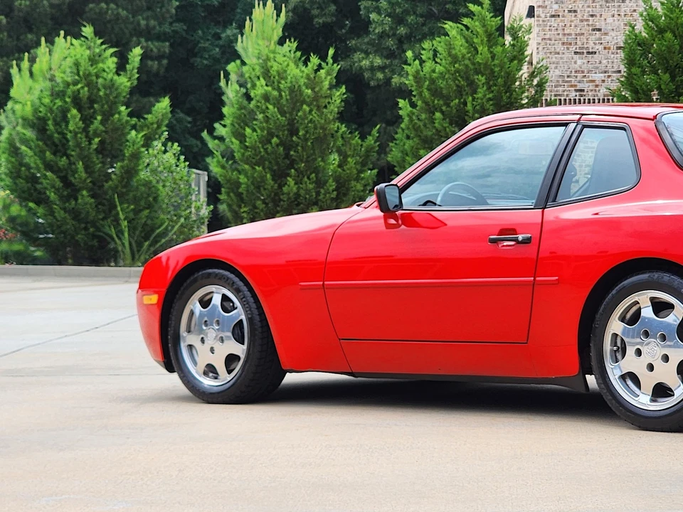 1989 Porsche 944 Turbo - Image 12 of 31