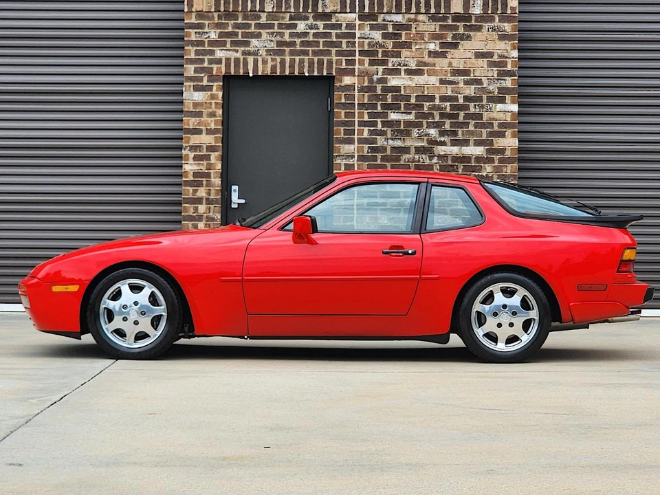 1989 Porsche 944 - Image 2 of 31
