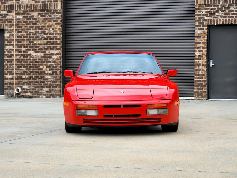 1989 Porsche 944 - Image 3 of 31