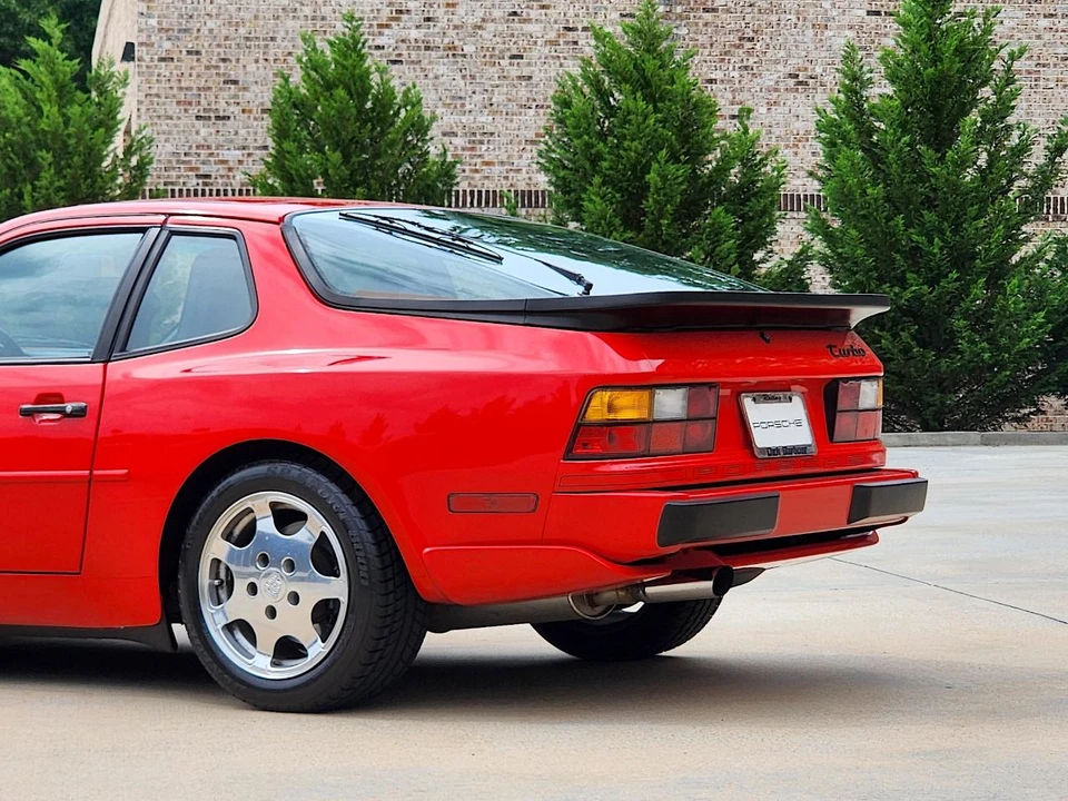 1989 Porsche 944 - Image 11 of 31
