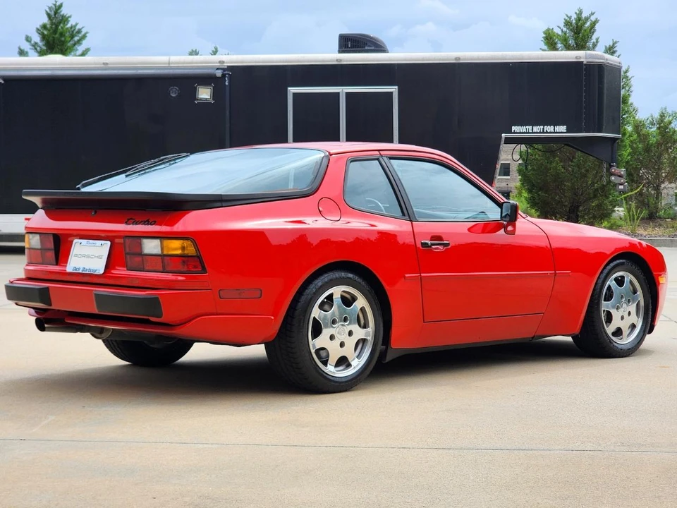 1989 Porsche 944 - Image 16 of 31