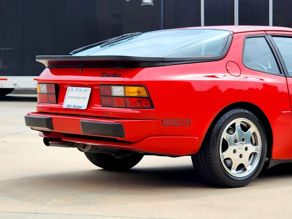 1989 Porsche 944 - Image 18 of 31