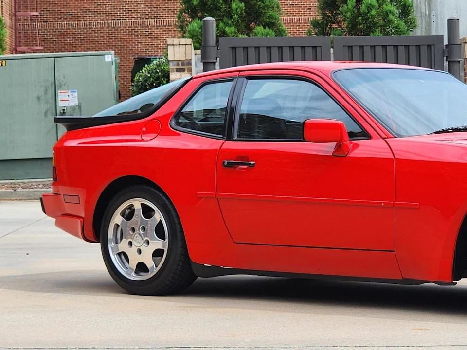 1989 Porsche 944 - Image 21 of 31