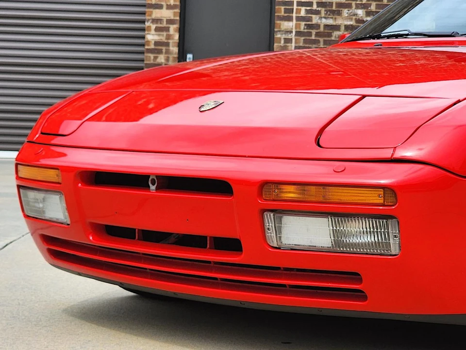 1989 Porsche 944 - Image 28 of 31