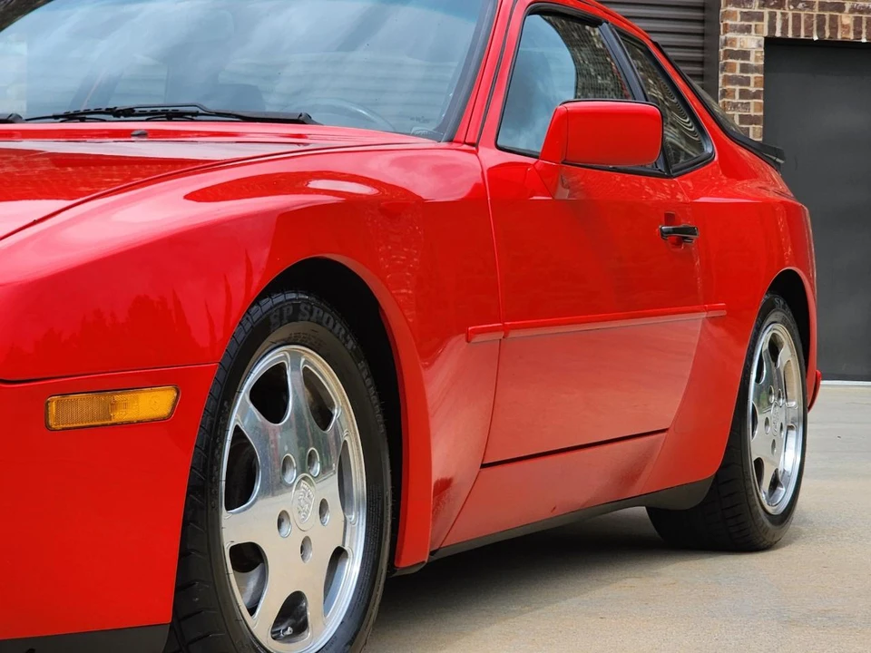 1989 Porsche 944 - Image 29 of 31