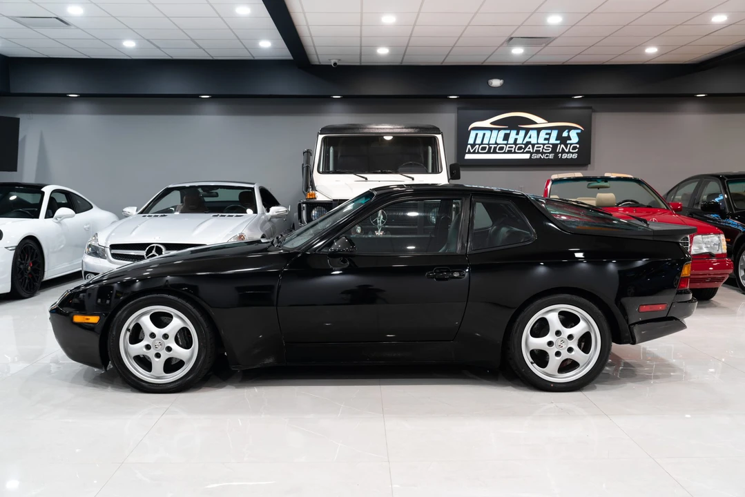1989 Porsche 944 Turbo - Image 11 of 31