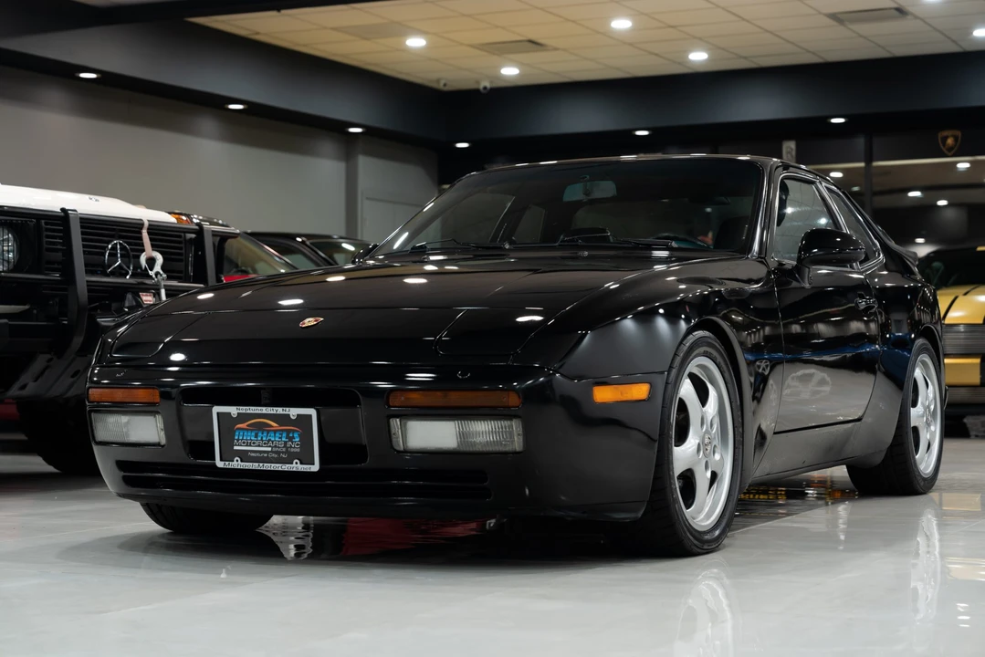 1989 Porsche 944 Turbo - Image 6 of 31