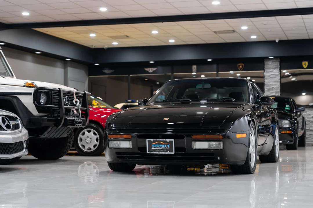 1989 Porsche 944 Turbo - Image 4 of 31