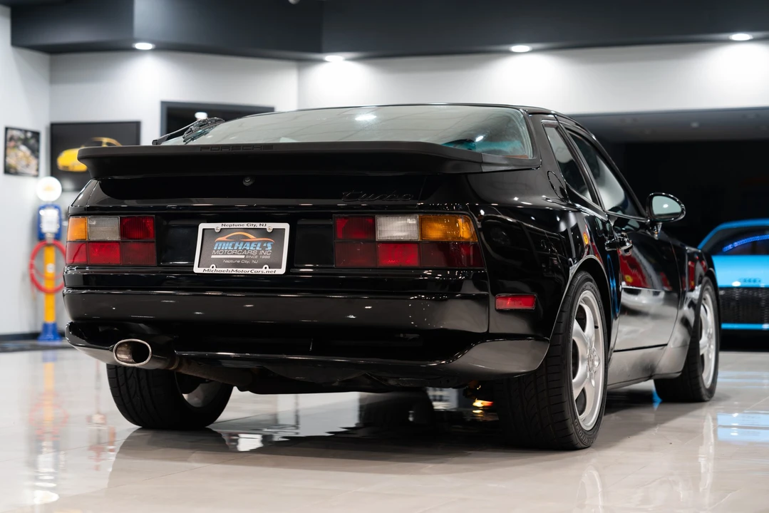 1989 Porsche 944 Turbo - Image 21 of 31