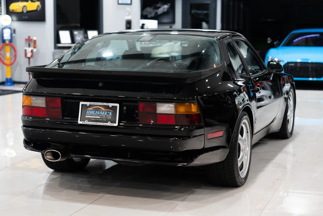 1989 Porsche 944 Turbo - Image 20 of 31