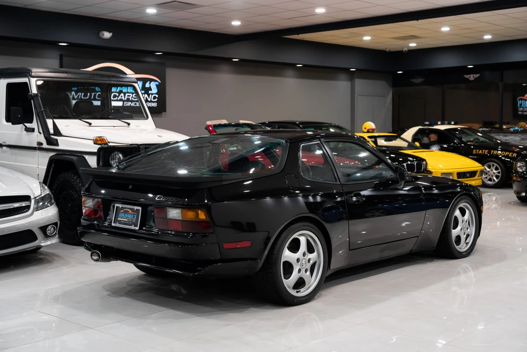 1989 Porsche 944 Turbo - Image 23 of 31