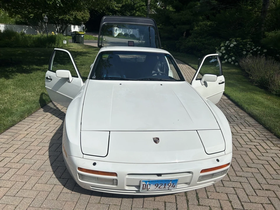 1989 Porsche 944 Turbo - Image 15 of 31