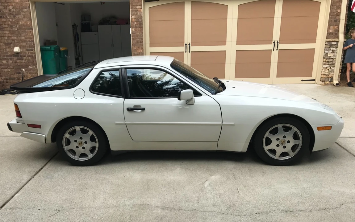 1989 Porsche 944 Turbo - Image 8 of 31