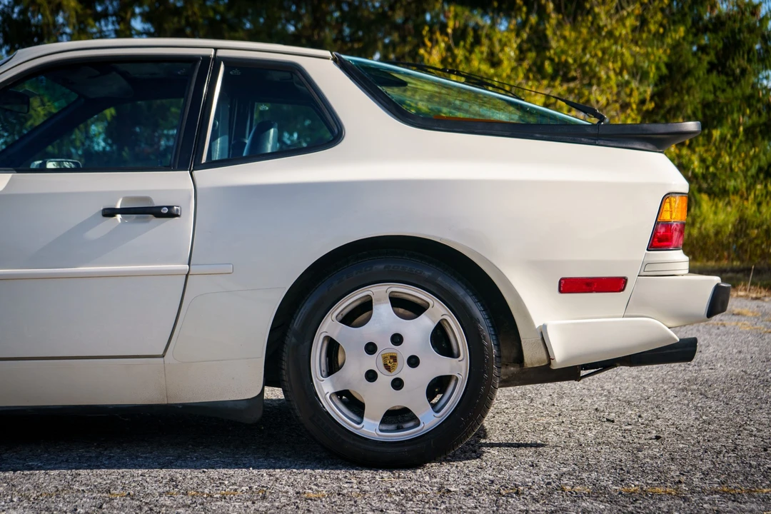 1989 Porsche 944 Turbo - Image 19 of 31
