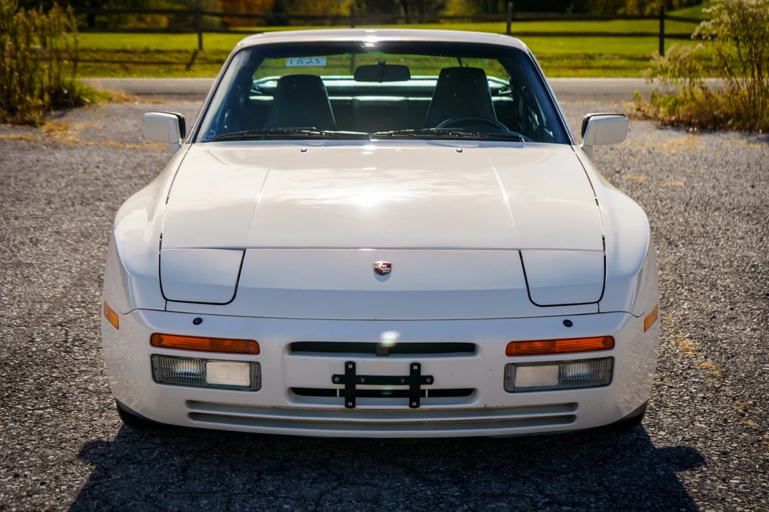 1989 Porsche 944 Turbo - Image 23 of 31