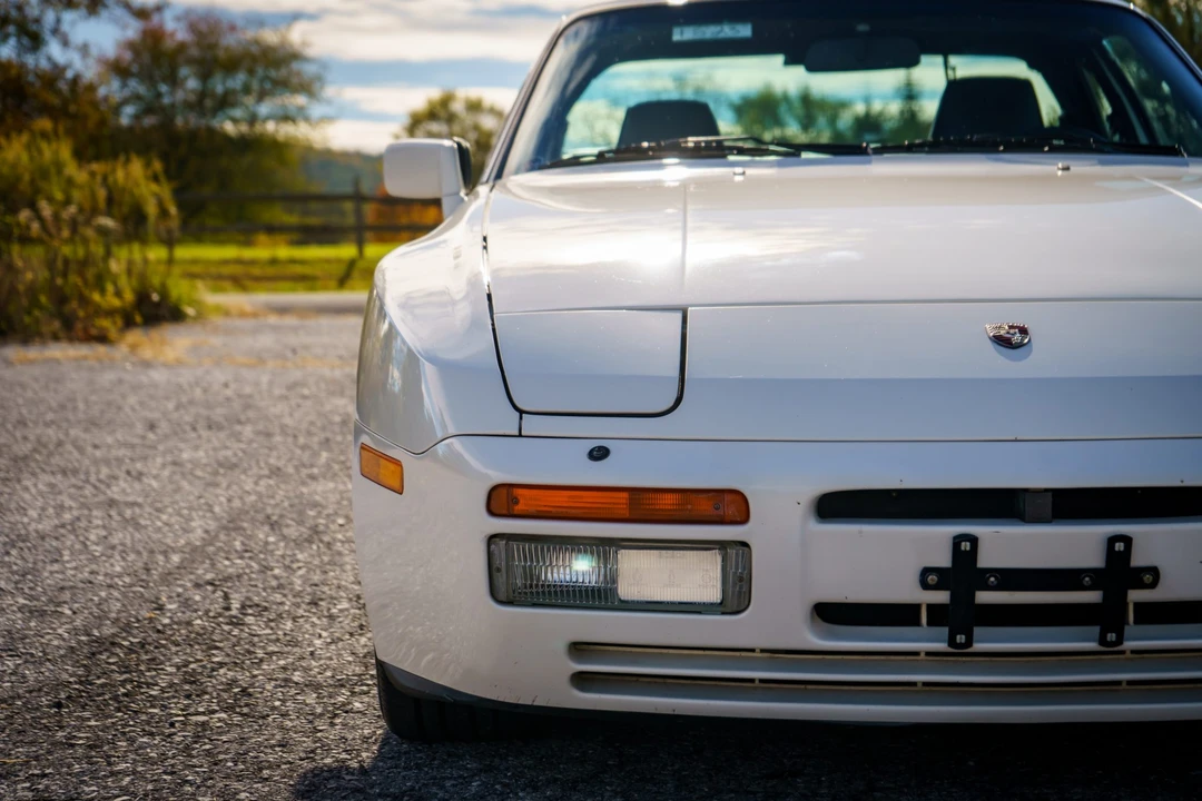 1989 Porsche 944 Turbo - Image 28 of 31