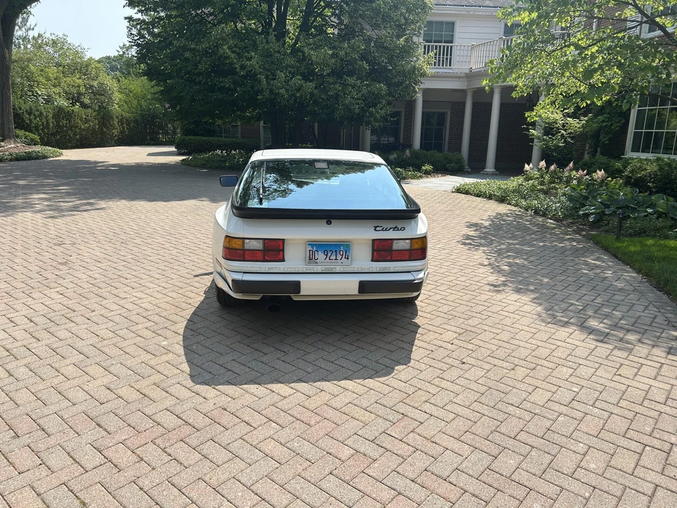 1989 Porsche 944 Turbo - Image 5 of 31