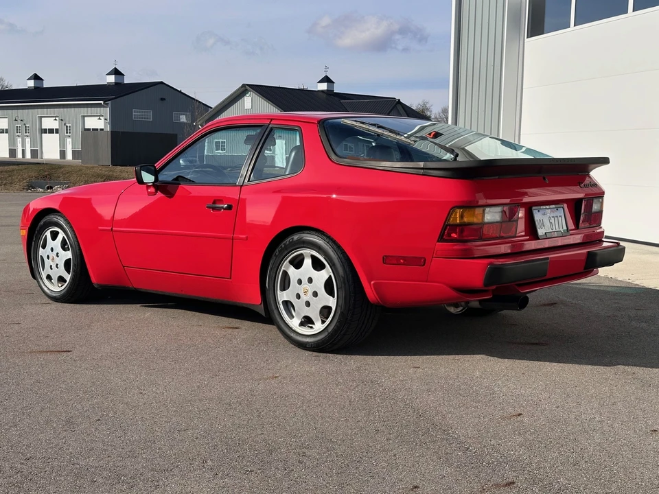 1989 Porsche 944 Turbo - Image 5 of 31